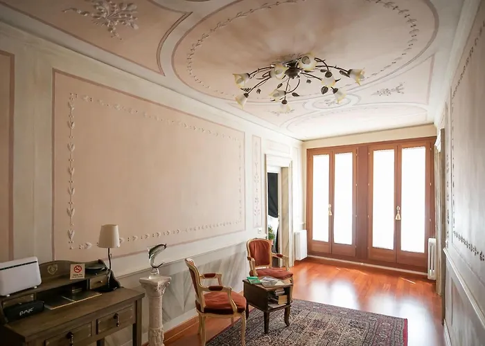 Hidden Gem In Casa de hóspedes Veneza