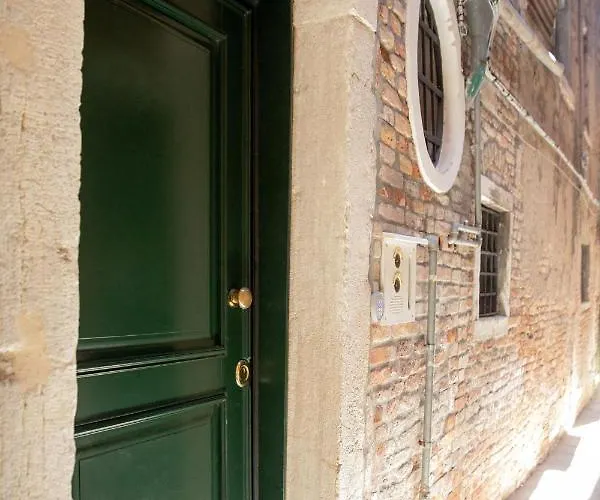 Hidden Gem In Casa de hóspedes Veneza