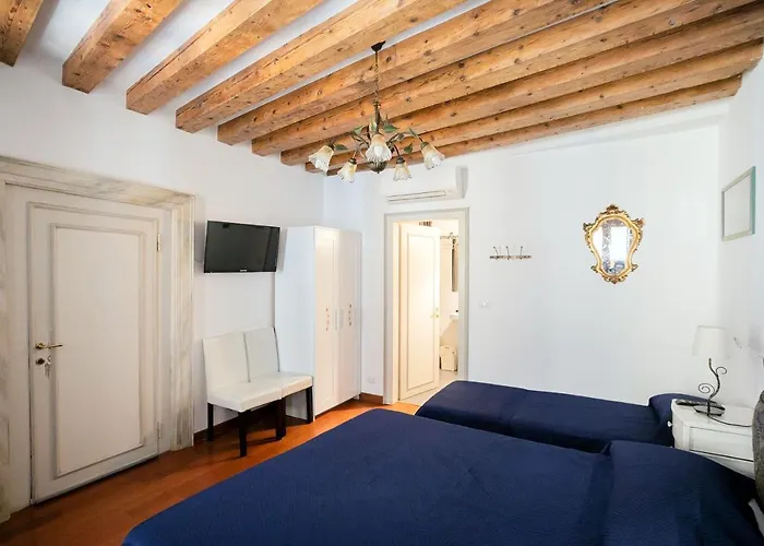 Hidden Gem In 4* Veneza