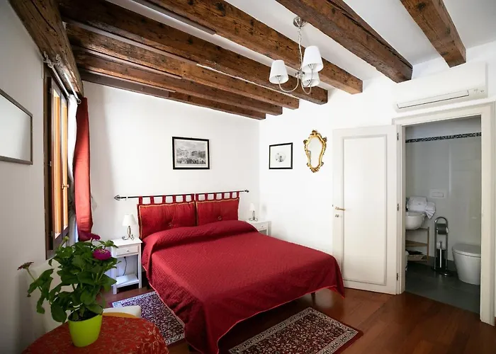 Hidden Gem In 4* Veneza