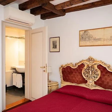 Hidden Gem In 4* Venedig